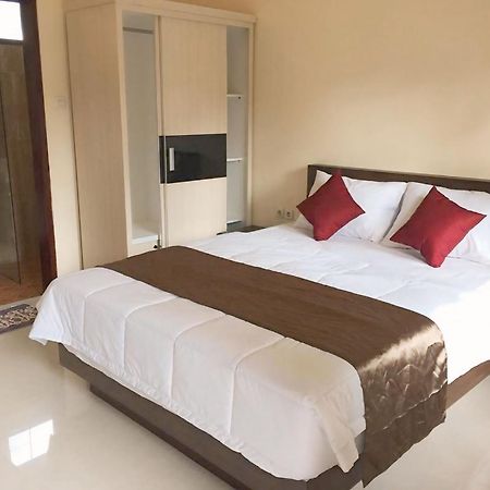 Pineapple House Hotel Ubud Buitenkant foto