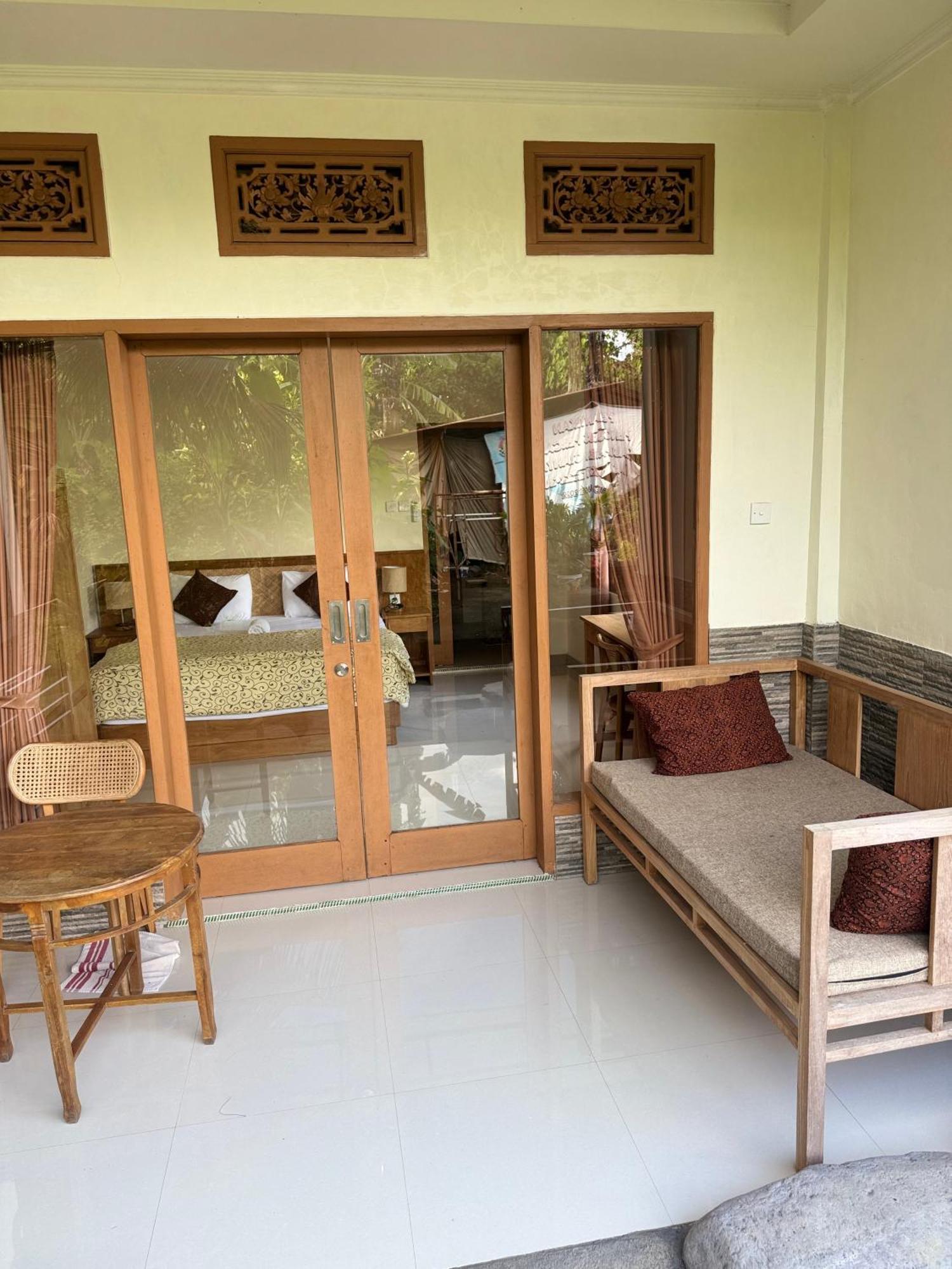 Pineapple House Hotel Ubud Buitenkant foto