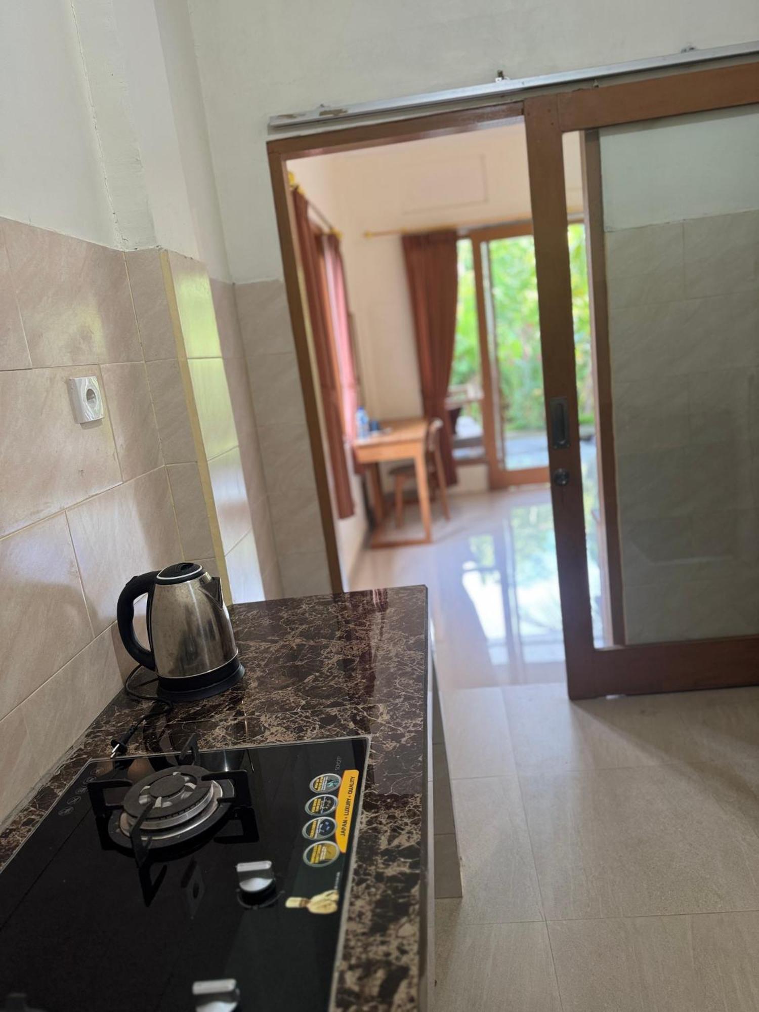 Pineapple House Hotel Ubud Buitenkant foto